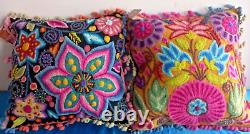 2 Ayacuchanos cushions embroidered by hand woven in sheep's wool