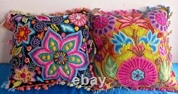 2 Ayacuchanos cushions embroidered by hand woven in sheep's wool