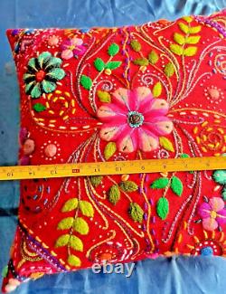 2 multicolored Peruvian cushions hand embroidered sheep wool Ayacucho