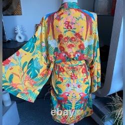 Montre-moi ton kimono tropical Parrot Palm de Show Me Your MuMu Revolve, couvre-maillot kaftan duster.