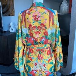 Montre-moi ton kimono tropical Parrot Palm de Show Me Your MuMu Revolve, couvre-maillot kaftan duster.